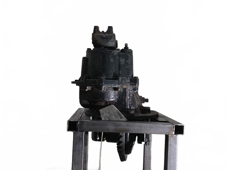 Spicer Front rear axle withPete air suspsion with3 OEM - Second Truck Parts