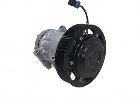 Volvo D13 US24 A/C compressor OEM 78498406D10 - Second Truck Parts