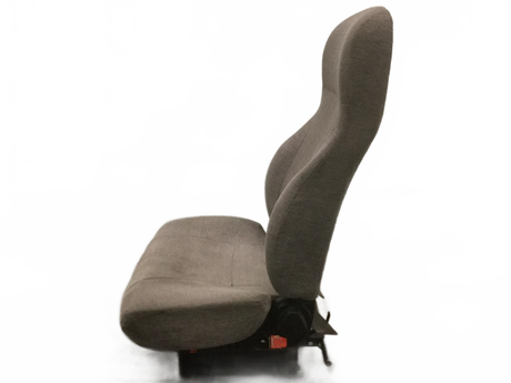 Complete RH passenger seat with air ride connections OEM - Second Truck Parts