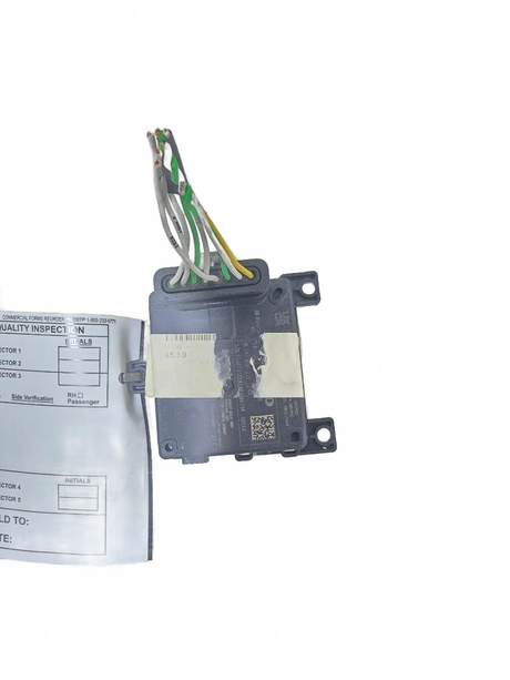 Volvo Short range radar control unit OEM 24574911D6 - Second Truck Parts