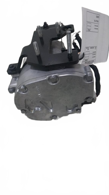 Volvo 24V chassis mounted a/c compressor OEM 84192003D7 - Second Truck Parts