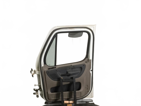 Door RH assembly off of 08' FTL Cascadia OEM - Second Truck Parts