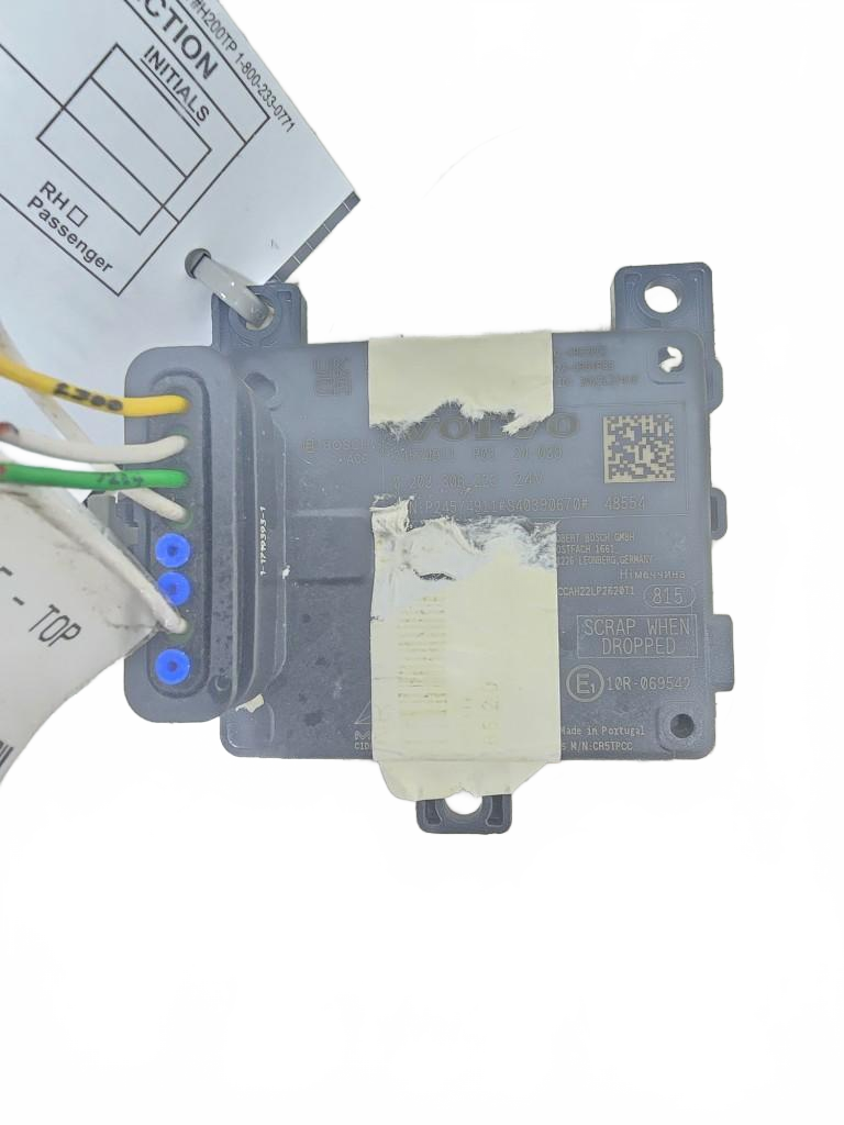 Volvo Short range radar control unit OEM 24574911D7 - Second Truck Parts