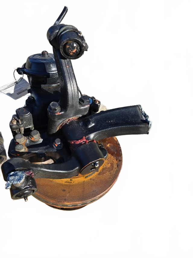 Volvo LH steer axle hub cutoff OEM 24112761 - Second Truck Parts