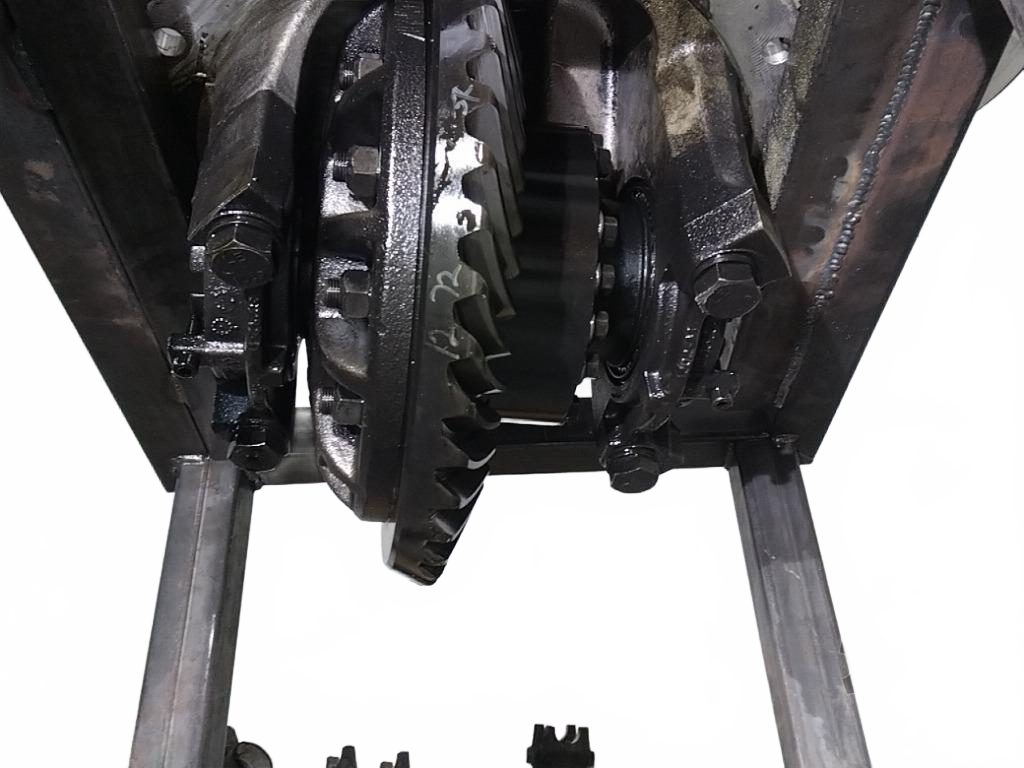 Complete RT40-145 Meritor Carrier in 3 OEM 8235-RR20145NFN5393358 - Second Truck Parts