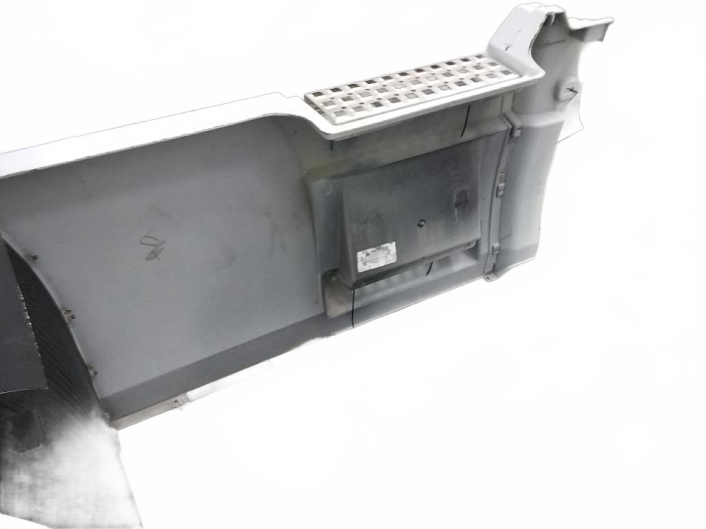 Volvo LH fairing extension with steps 52" OEM 82765525 - Second Truck Parts
