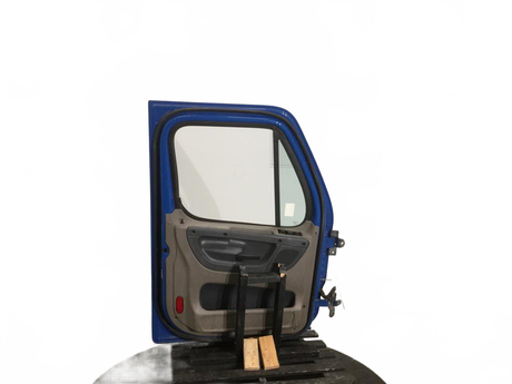 Door LH assembly off of 11' FTL Cascadia OEM - Second Truck Parts