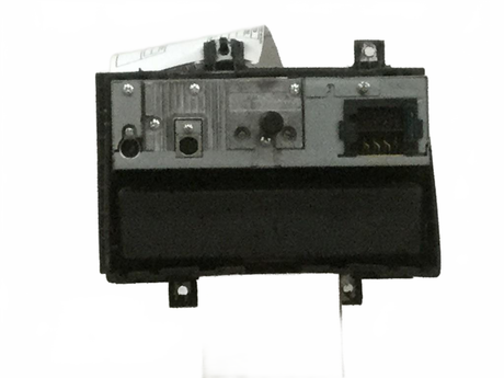 Volvo Radio console out of 09' VNL 670 OEM 21294670 - Second Truck Parts