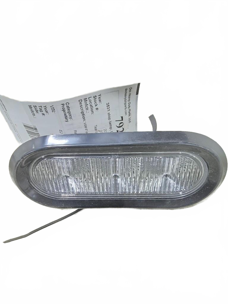 Vsm 6" oval 12/24 volt reverse / backup light OEM 23774624D1 - Second Truck Parts