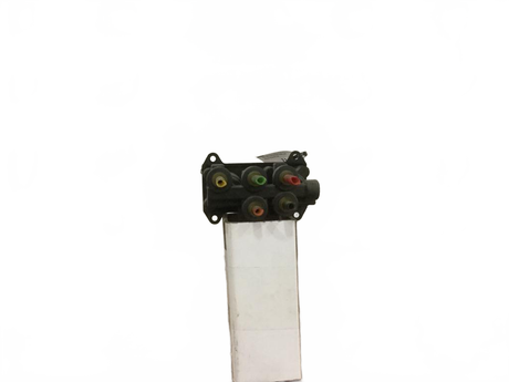 Mack Dash mounted air brake control valve out of 05' CXN613 OEM - Second Truck Parts