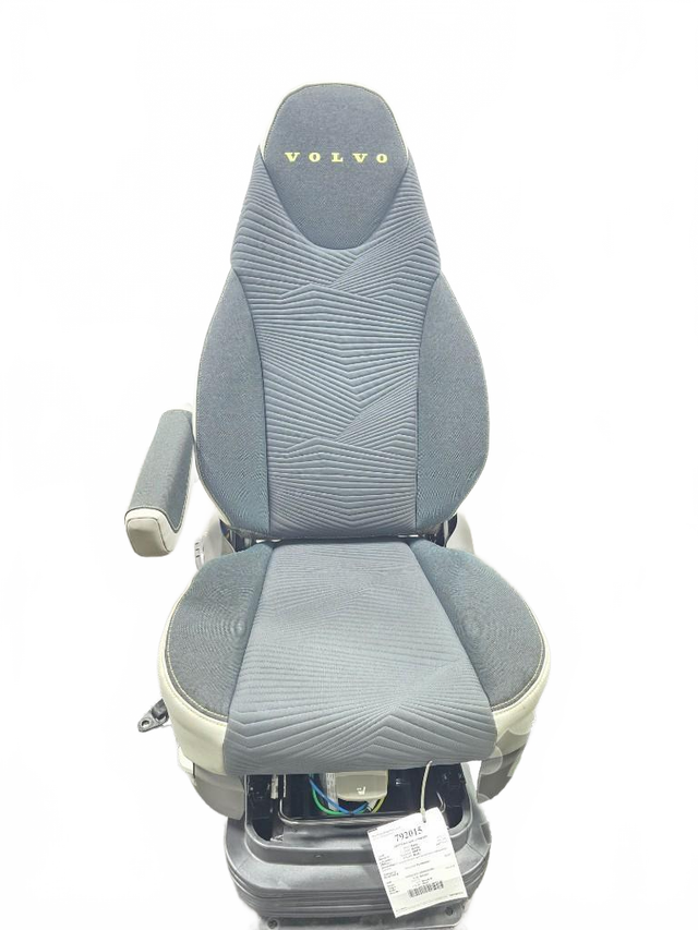 Volvo Air ride seat OEM 24524608D9 - Second Truck Parts