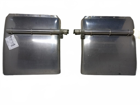 Mack Complete chrome quarter fendr pair off "07 CXP613cXP OEM - Second Truck Parts