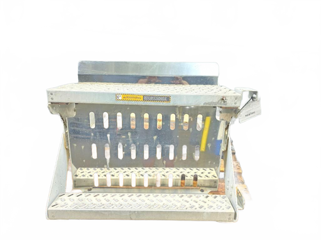Mack RH frame mounted steps and polished dpf heat shield OEM 22104962 - Second Truck Parts