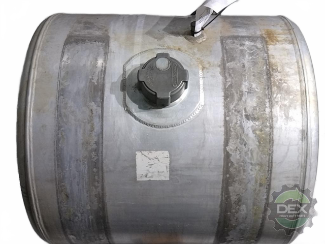 Aluminum RH fuel tank measures 25" x 26" 50 gallon with center - Second Truck Parts