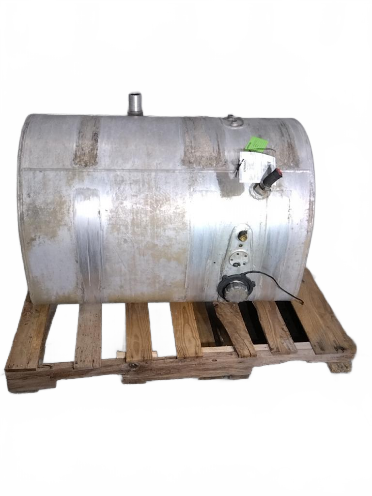 Mack RH D-Shaped aluminum fuel tank measures 26" x 40" 100 gallon DDD2 - Second Truck Parts