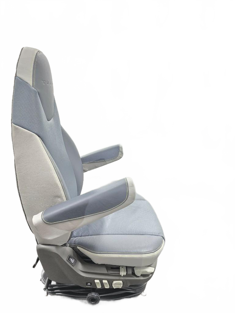 Volvo Premium seat OEM 26023855 - Second Truck Parts
