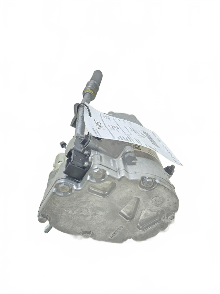 Chassis 24V mounted a/c compressor OEM 84192003D13 - Second Truck Parts