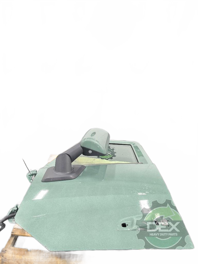 Volvo VNL LH door assembly OEM 78492125 - Second Truck Parts