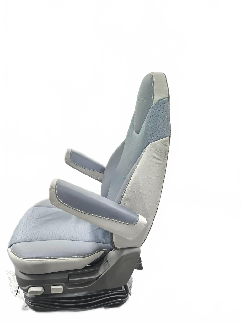 Volvo Premium seat OEM 26023855 - Second Truck Parts