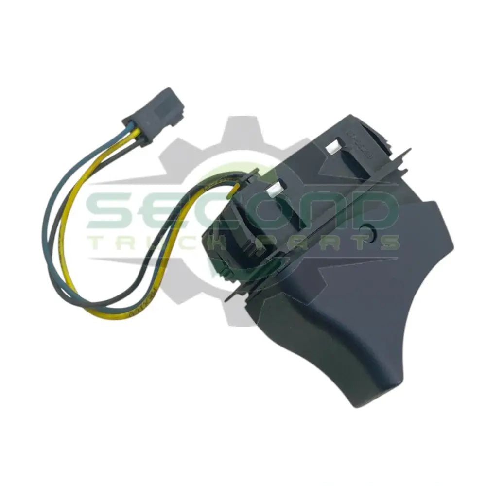 P27-1329-037-01 Genuine Paccar Foglamps 1st Switch - Switches