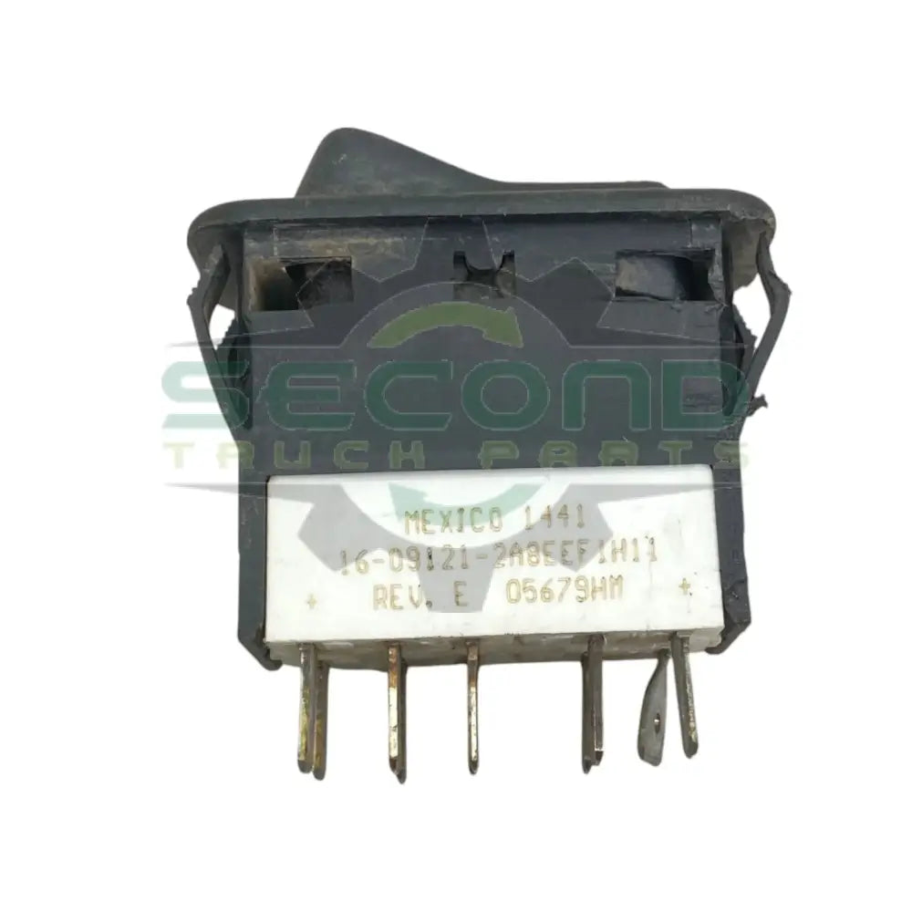 16-09121-2A8EEF1H11 Paccar Head Light Switch - Second Truck Parts