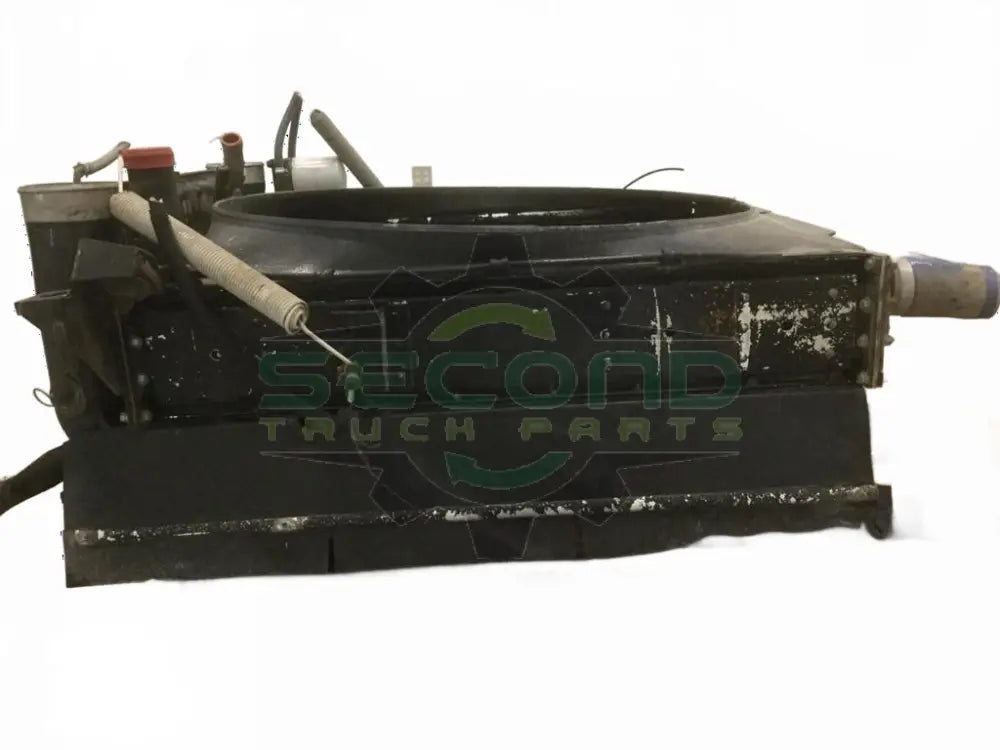 Peterbilt 94' 357 cool pack includes: Radiator OEM - Second Truck Parts
