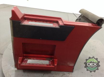 Volvo VNL LH rear chassis fairing OEM 20500498D2