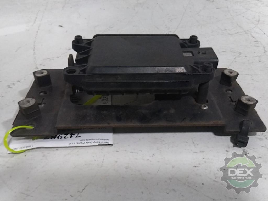 Bendix Lane avoidance front bumper sensor / antenna OEM 22554776D16