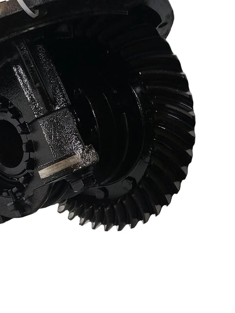 Meritor RS23-160 single rear axle carrier in 2 OEM 8235-A13200P1706280 - Second Truck Parts