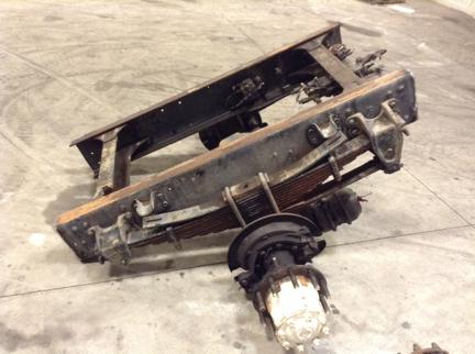 Meritor Single rear axle with leaf suspension rated at 21k OEM - Second Truck Parts