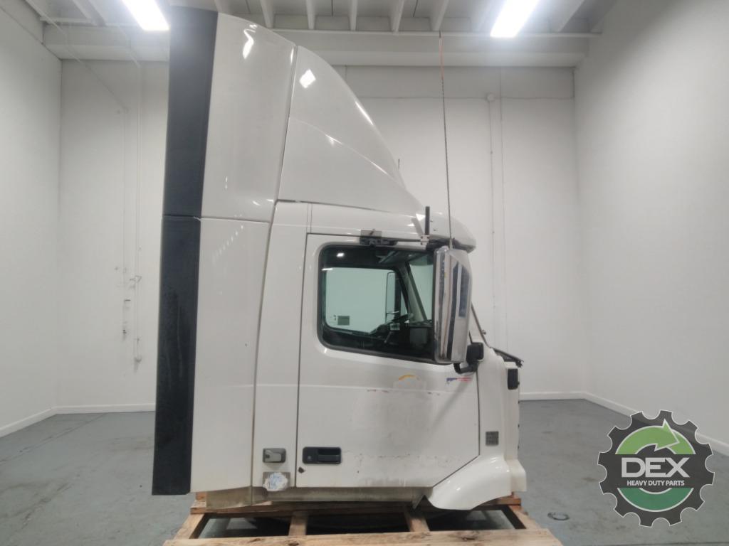 Volvo VNM groomed Daycab OEM 21134493D33