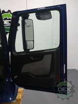 Volvo VNR640 complete groomed sleeper cab OEM 78517020D1