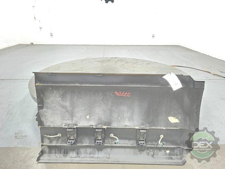 Volvo VNL RH middle chassis fairing OEM 21082857