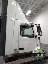 Volvo VNM groomed Daycab OEM 21134493D21