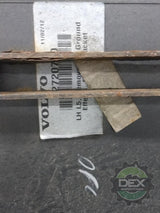 Volvo VNL LH middle chassis fairing OEM 82720750