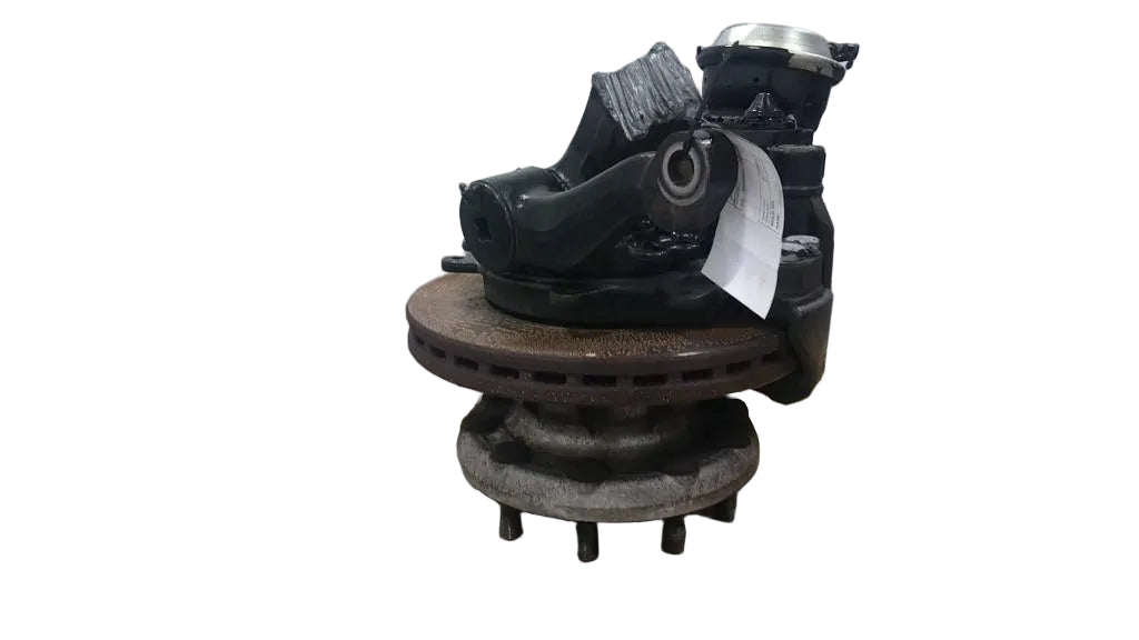 Volvo Steer axle RH hub cutoff OEM 21538410 - Second Truck Parts