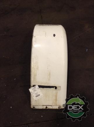 Volvo WXLL LH front 1/4 fender OEM 3081366