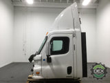 Freightliner Cascadia groomed day cab OEM
