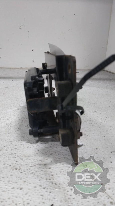 Bendix Lane avoidance front bumper sensor / antenna OEM 22554776D18