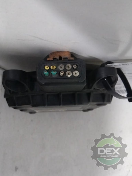 Bendix Lane avoidance front bumper sensor / antenna OEM 22554776D13