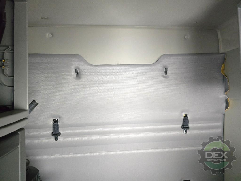 Volvo VNR640 complete groomed sleeper cab OEM 78517020