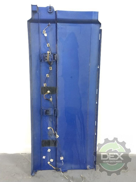 Volvo VNL LH middle chassis fairing OEM 20982638