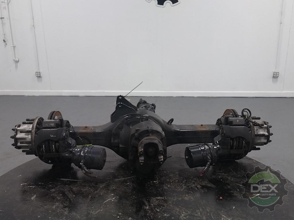 Complete Meritor MT40-14XC rear axle assembly in 2 OEM DDD2 - Second Truck Parts