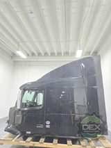 Volvo VNR640 complete groomed sleeper cab OEM 78517020