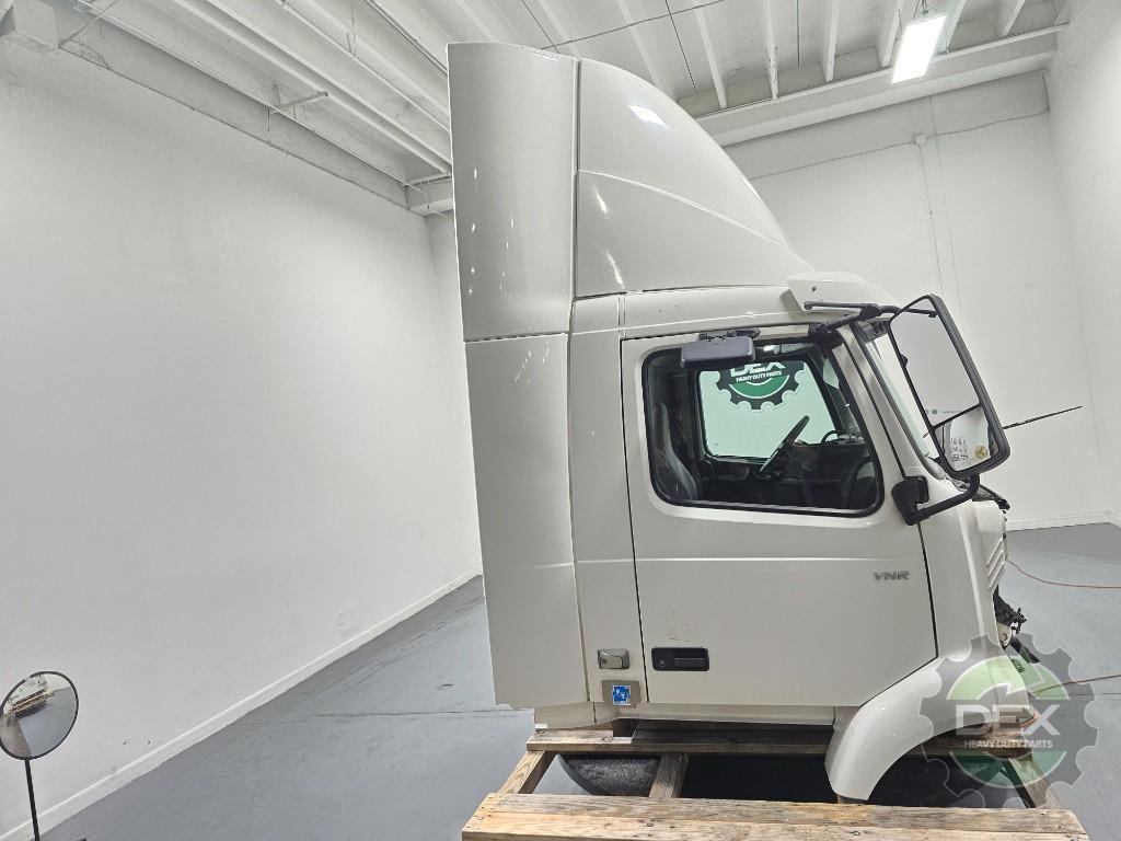 Volvo VNR/L day cab assembly OEM 23309691