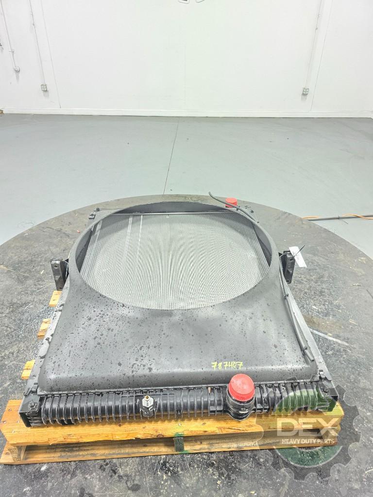 Volvo VNL radiator OEM 23589809D2