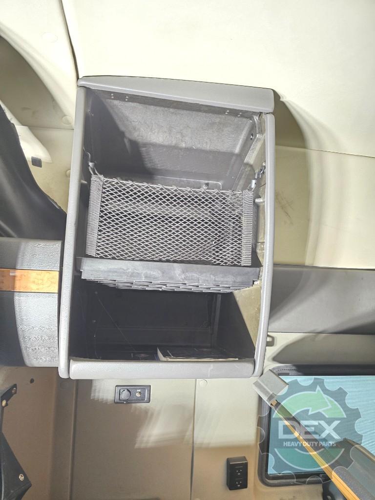 International Prostar groomed sleeper cab OEM