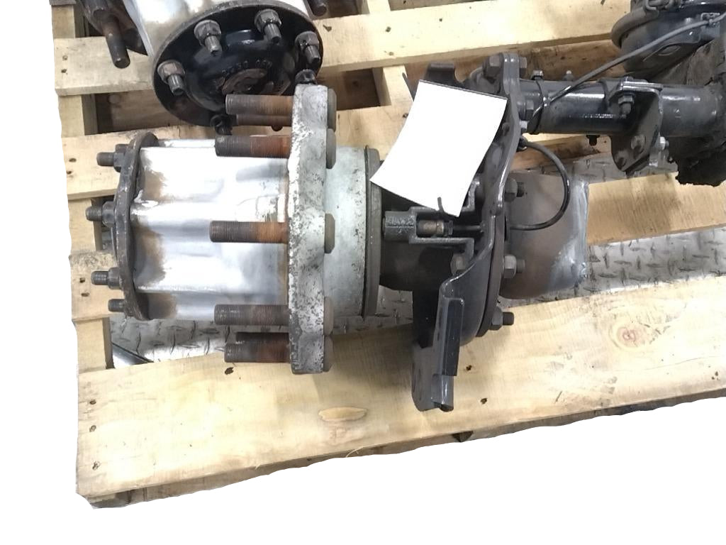 Volvo LH rear axle hub cutoff assembly OEM 25171572 - Second Truck Parts