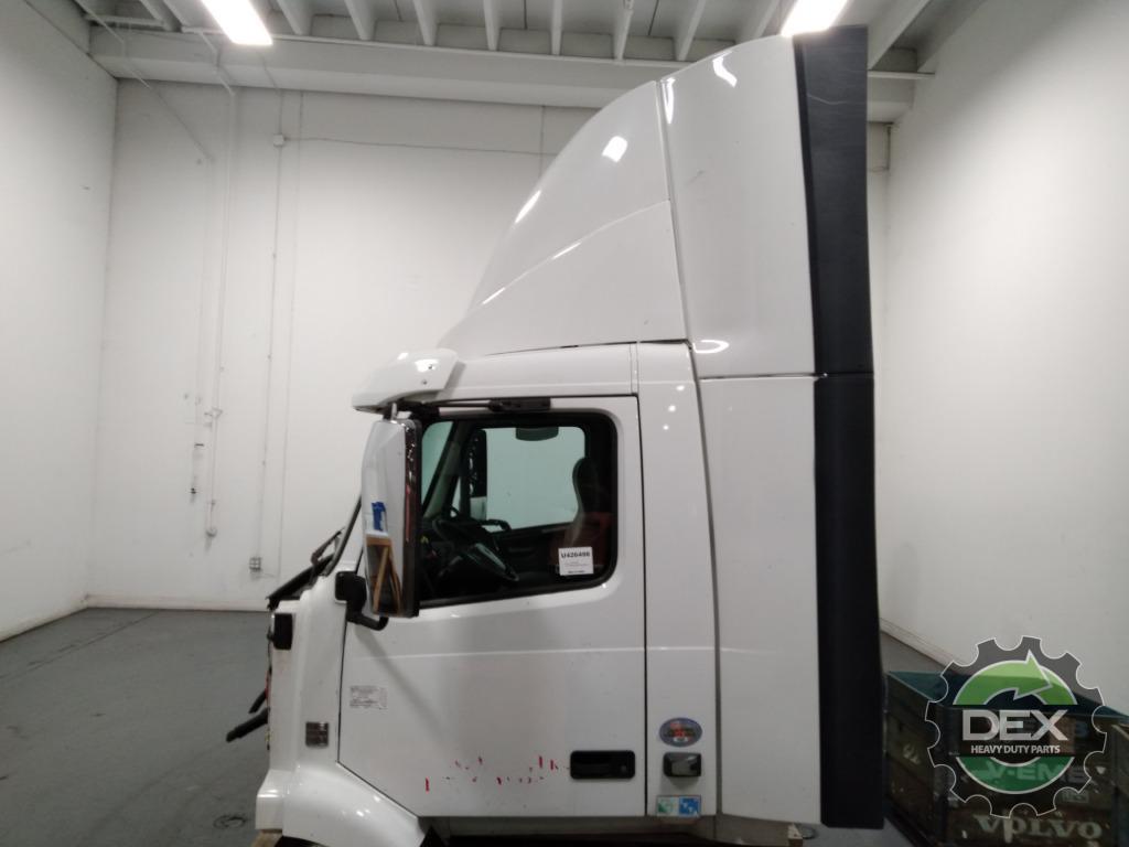 Volvo VNM groomed Daycab OEM 21134493D39