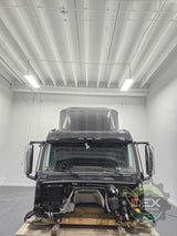 Volvo VNR640 complete groomed sleeper cab OEM 78517020